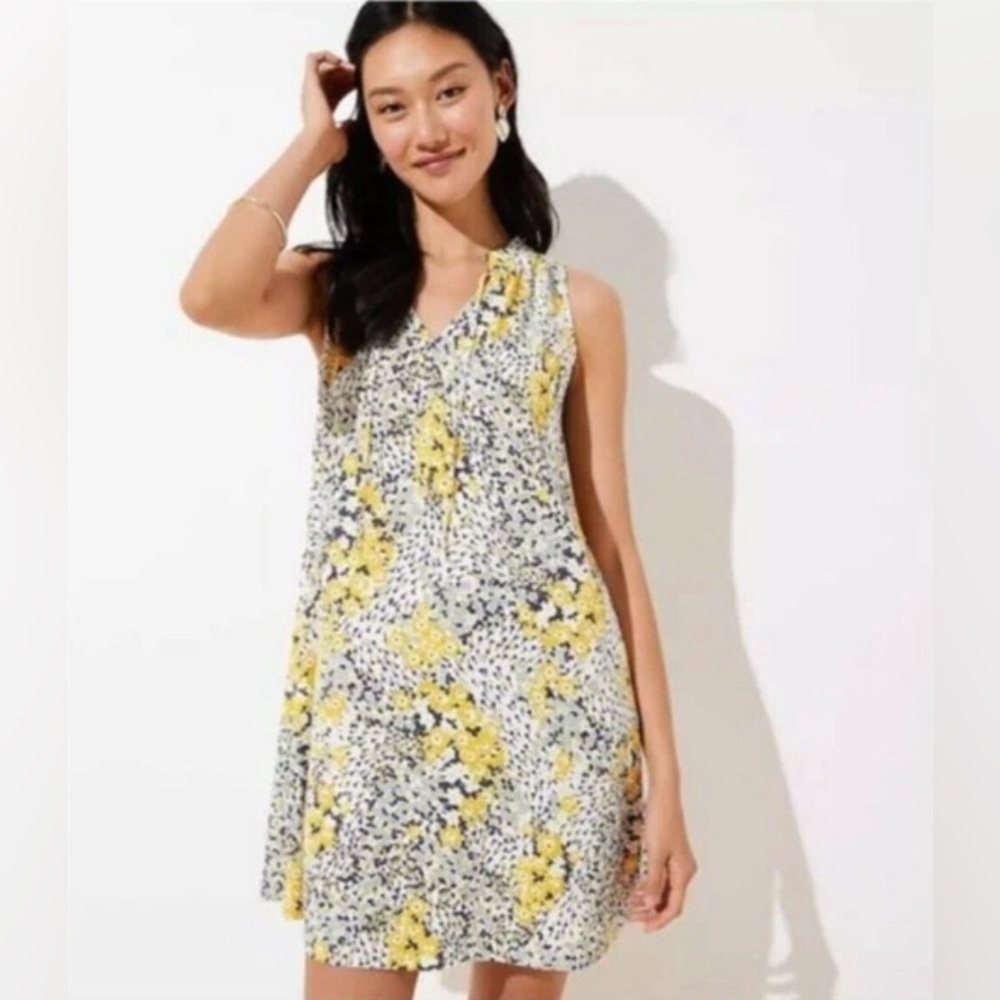 LOFT Floral Sleeveless Rayon Dress Size Small